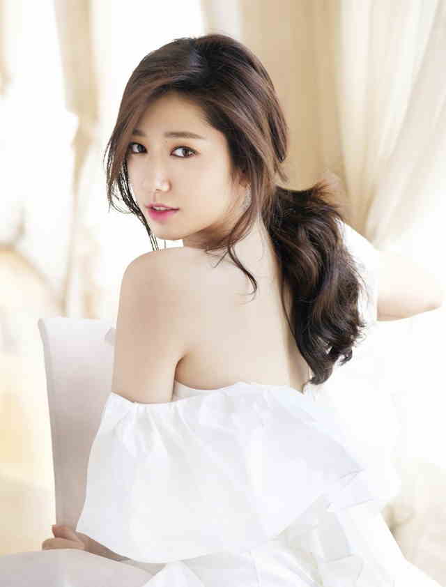 top-4-chom-sao-thu-hut-dan-ong-nhat