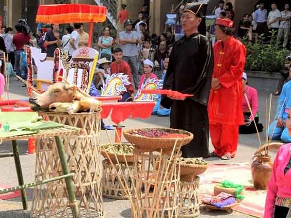 Lễ hội Khai Hạ phản ánh rõ nét tín ngưỡng phồn thực và tâm thức tôn trọng tự nhiên của người Mường