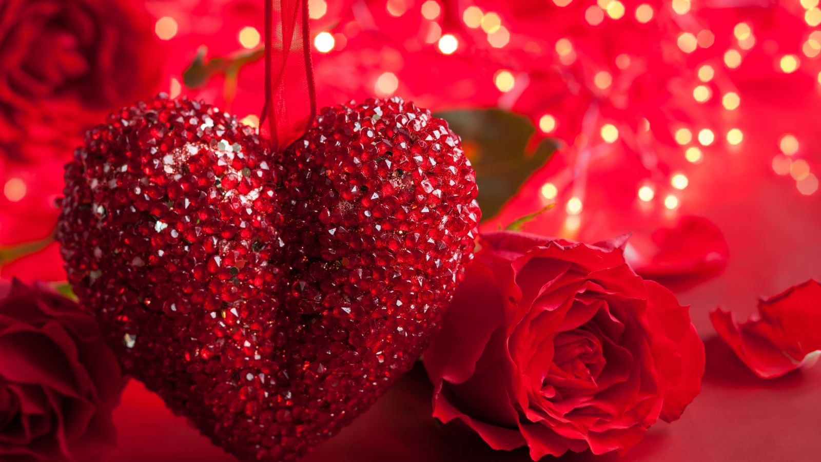 Chiêu phong thủy tăng vận đào hoa ầm ầm trong mùa Valentine 2017